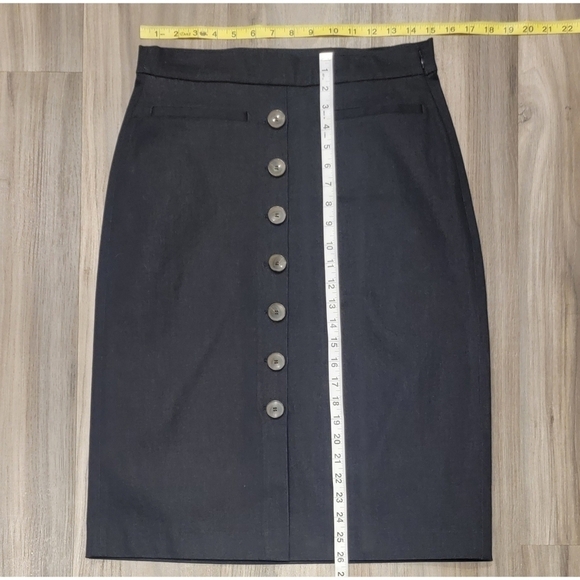 NWT Ann Taylor midi skirt size 6 dark denim - Picture 2 of 8